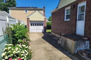 41 Nassau Blvd, West Hempstead, NY 11552 - Photo 3