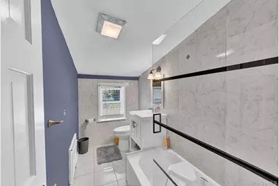 64 E Roe Boulevard, Patchogue, NY 11772 - Photo 23