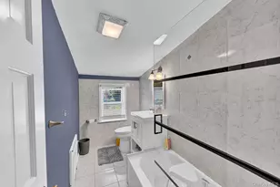64 E Roe Blvd, Patchogue, NY 11772 - Photo 23