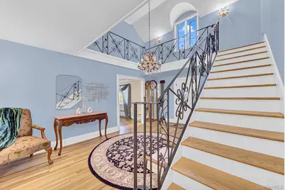 64 E Roe Boulevard, Patchogue, NY 11772 - Photo 3