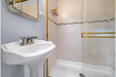1864 Jane Street, Wantagh, NY 11793 - Photo 27