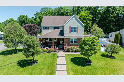 185 Jefferson Avenue, Thornwood, NY 10594 - Photo 1