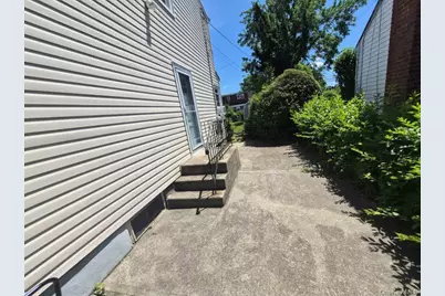 9 Robert Street, Hicksville, NY 11801 - Photo 19