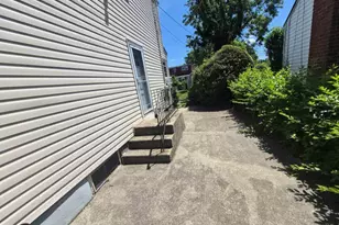 9 Robert St, Hicksville, NY 11801 - Photo 19