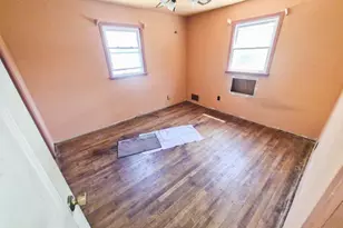 9 Robert St, Hicksville, NY 11801 - Photo 7