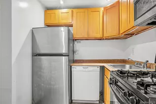 8108 Avenue L, Brooklyn, NY 11236 - Photo 3