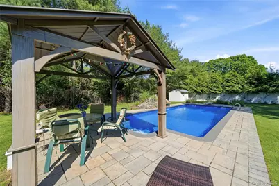 9 Ridgefield Drive, Shoreham, NY 11786 - Photo 39
