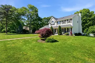 9 Ridgefield Dr, Shoreham, NY 11786 - Photo 3