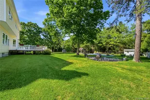 9 Ridgefield Dr, Shoreham, NY 11786 - Photo 37