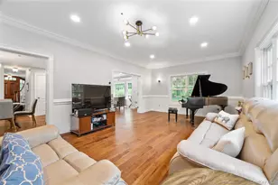 22 Crane Rd, Scarsdale, NY 10583 - Photo 5