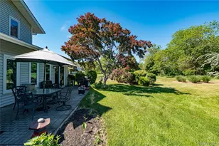 409 Elton Ct E, Saint James, NY 11780 - Photo 23