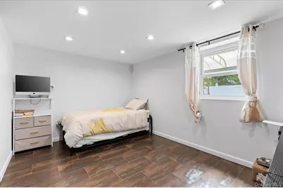 648 Diane Place, Woodmere, NY 11581 - Photo 13