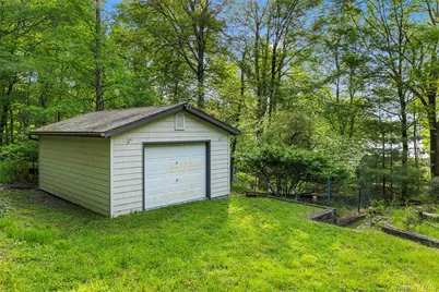 16 Fairway Drive, Highland Lake, NY 12743 - Photo 11