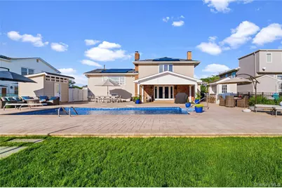 106 Anchorage Drive, West Islip, NY 11795 - Photo 7
