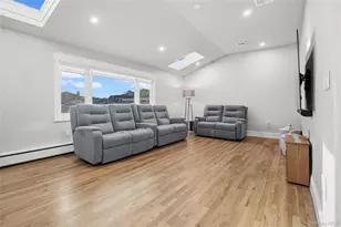 106 Anchorage Dr, West Islip, NY 11795 - Photo 25