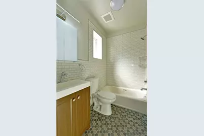 2370 26th Street #3 Family, Astoria, NY 11105 - Photo 15