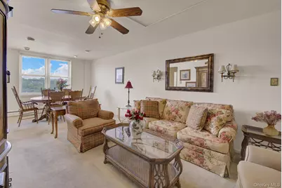 54-44 Little Neck Parkway #5U, Little Neck, NY 11362 - Photo 15