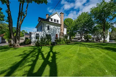 34 Dewey Street, Huntington, NY 11743 - Photo 9