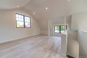 34 Dewey St, Huntington, NY 11743 - Photo 35