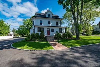 34 Dewey Street, Huntington, NY 11743 - Photo 3