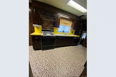 78 E Lincoln Avenue, Valley Stream, NY 11580 - Photo 11