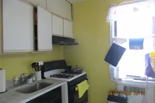 40-05 Ithaca St, Elmhurst, NY 11373 - Photo 15