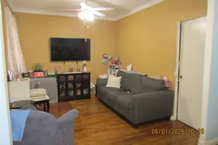 40-05 Ithaca St, Elmhurst, NY 11373 - Photo 5
