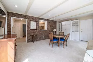 60 Atkinson Rd, Rockville Centre, NY 11570 - Photo 15