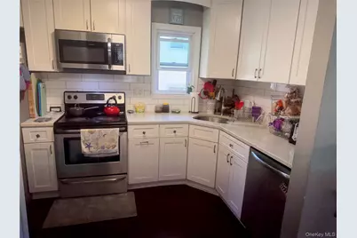 784 S Ocean Avenue, Freeport, NY 11520 - Photo 7