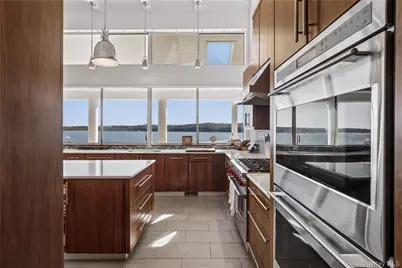 47 Laurel Cove Road, Syosset, NY 11771 - Photo 15