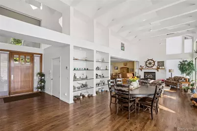 47 Laurel Cove Road, Syosset, NY 11771 - Photo 7