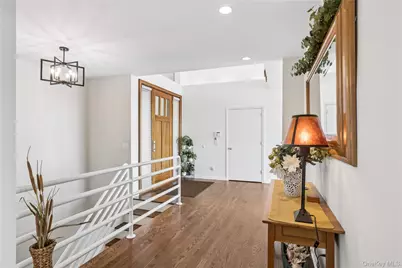 47 Laurel Cove Road, Syosset, NY 11771 - Photo 17