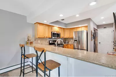 4007 The Fairway, Calverton, NY 11933 - Photo 7