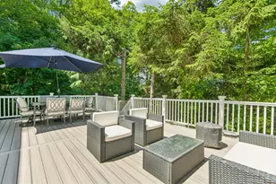 3 Walnut Pl, Huntington, NY 11743 - Photo 25