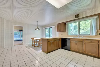 34 Century Trail, Harrison, NY 10528 - Photo 11