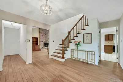 34 Century Trail, Harrison, NY 10528 - Photo 3