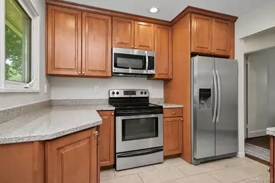 7 Tudor Place, Hartsdale, NY 10530 - Photo 5
