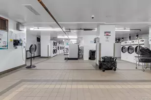 61-20 Grand Central Pkwy, Forest Hills, NY 11375 - Photo 13