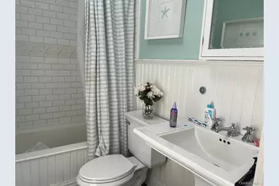 88 Dutchess Boulevard, Atlantic Beach, NY 11509 - Photo 23