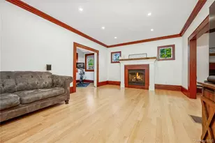 134 Singworth St, Oyster Bay, NY 11771 - Photo 5