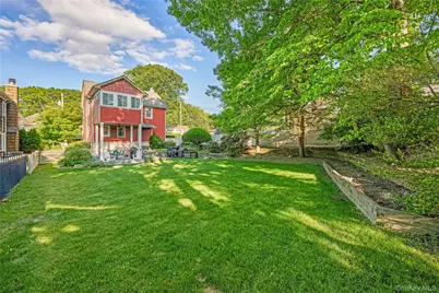 134 Singworth Street, Oyster Bay, NY 11771 - Photo 33