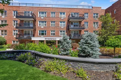 25 Canterbury Road #1F, Great Neck, NY 11021 - Photo 1