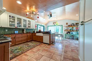253 Melbury Rd, Babylon, NY 11702 - Photo 9