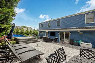 17 Lewis Cir, Babylon, NY 11702 - Photo 25