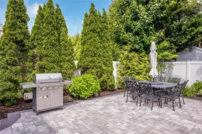17 Lewis Circle, Babylon, NY 11702 - Photo 23