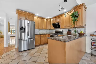 162-11 12th Road, Whitestone, NY 11357 - Photo 15