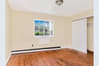 1987 Cruger Avenue, Bronx, NY 10462 - Photo 11