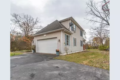 181 David Drive, Pleasant Valley, NY 12601 - Photo 3