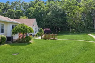 114 Theodore Dr, Coram, NY 11727 - Photo 21