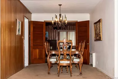 32 Sycamore Road, Valley Stream, NY 11581 - Photo 7